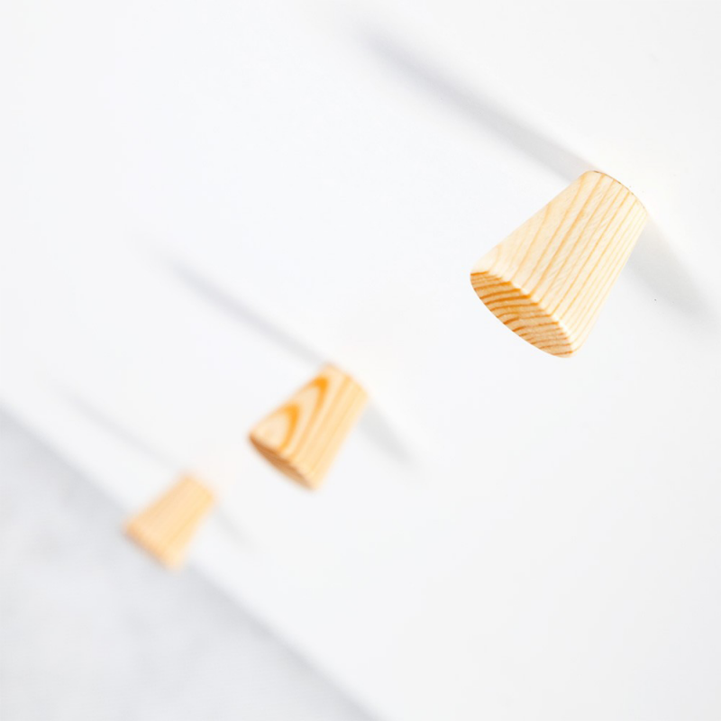 KAROLINA II Commode bébé avec plan à langer amovible et 3 tiroirs