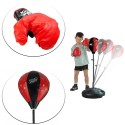 Jeu boxe enfant avec gants
