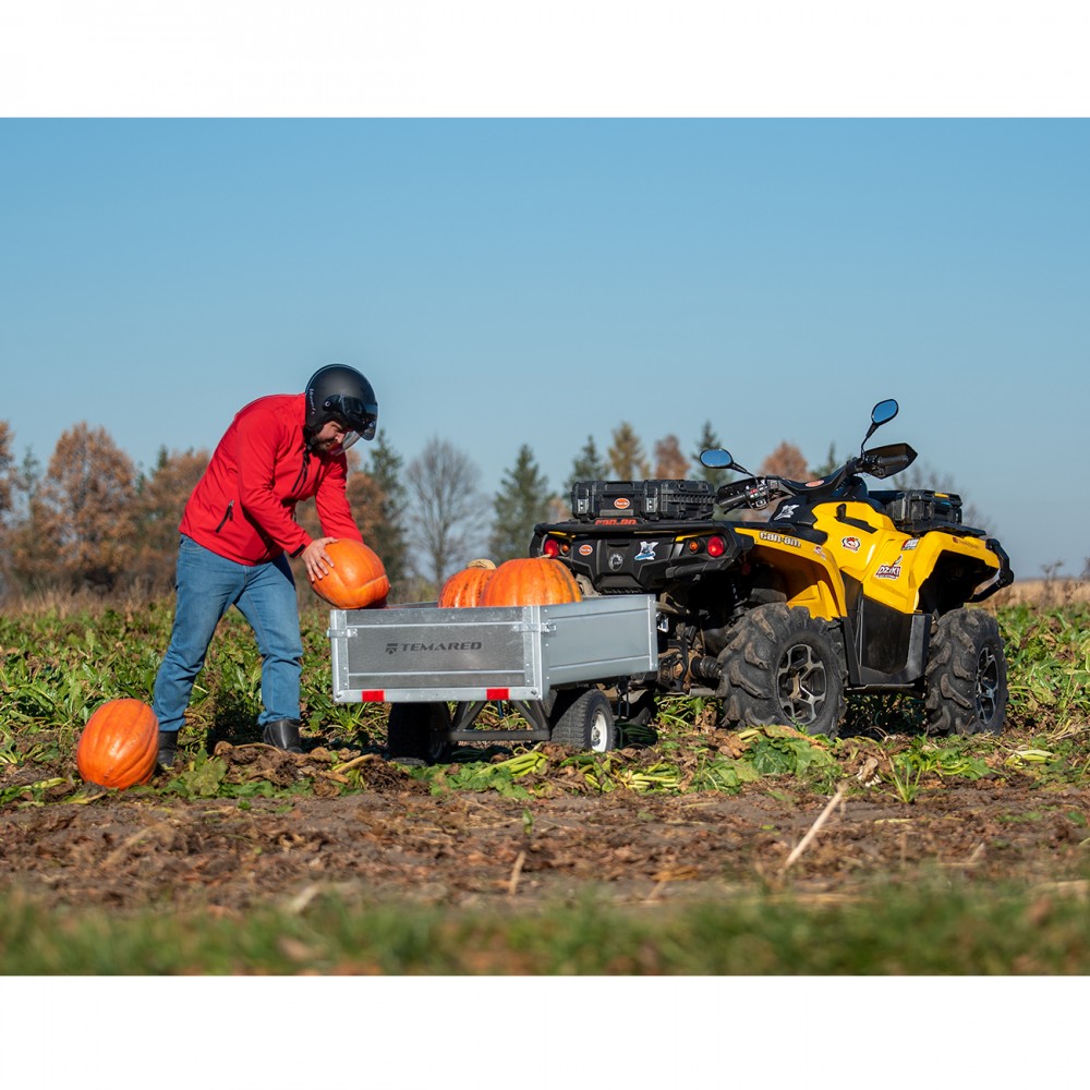 Remorque pour transporter sable bois branches etc pneus tout terrain