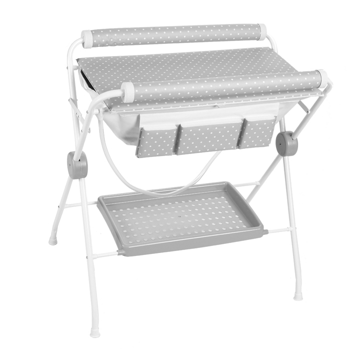 baignoire et table à langer bébé